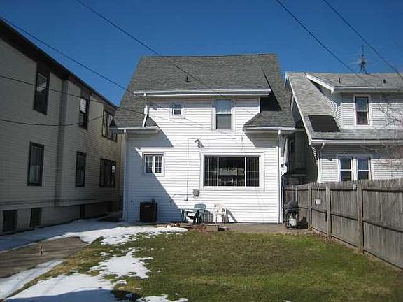 3rd image of 243 N Park Ave