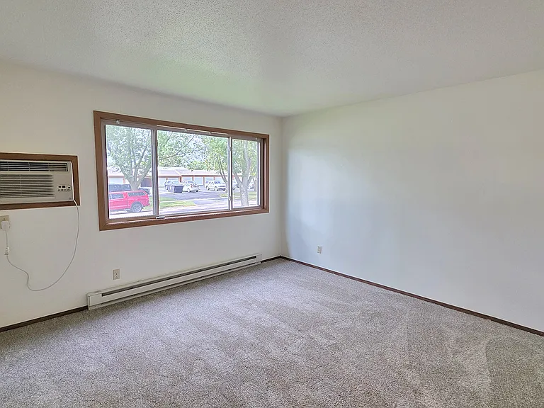 Green Estates — Photo 3
