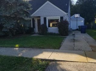 9220 S Sproat Ave, Oak Lawn, IL 60453