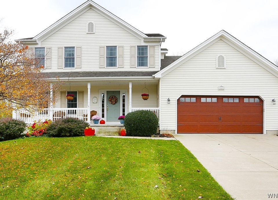 1st image of 5965 Lakecrest Dr