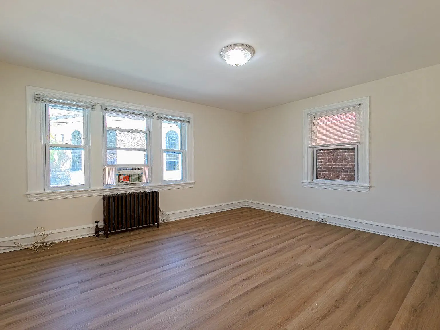 1 bed, 1.0 bath, 450 sqft, $1,450 — Photo 3