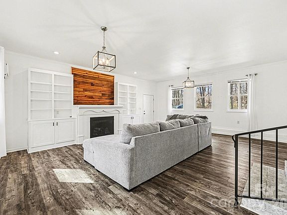 4th image of 3170 Asbury Church Rd