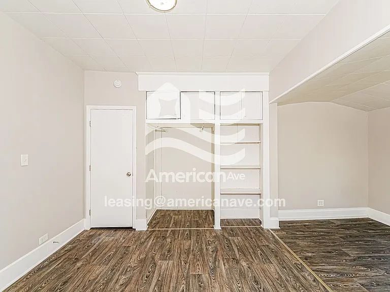 1537525_004_dining_room_5.jpg