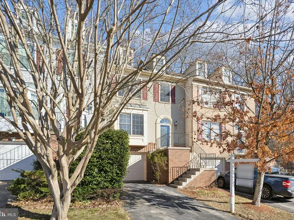 8802 Eagle Rock Ln, Springfield, VA 22153