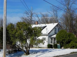 5527 Eddy Ridge Rd, Marion, NY 14505