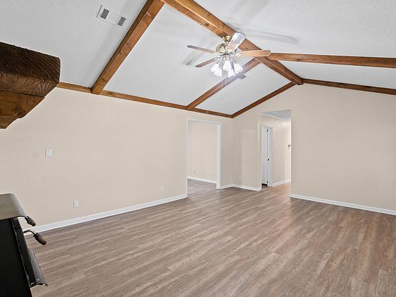 5th image of 468 Honey Hill Rd
