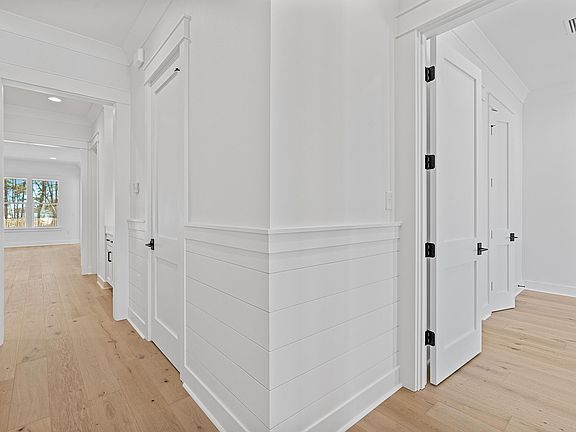 4th image of 183 E Firethorn Cir Lot 22