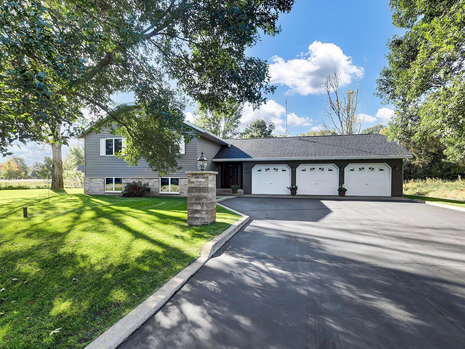 2173 232nd St, Saint Augusta, MN 56301 Zillow