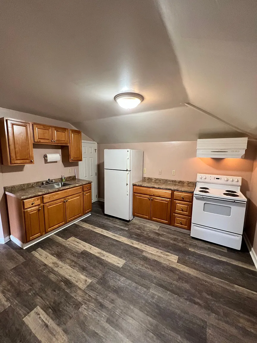 1132 Brookline Blvd photo 1