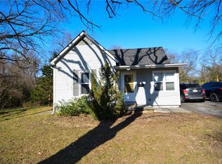 1510 S Vermont Ave, Independence, MO 64052