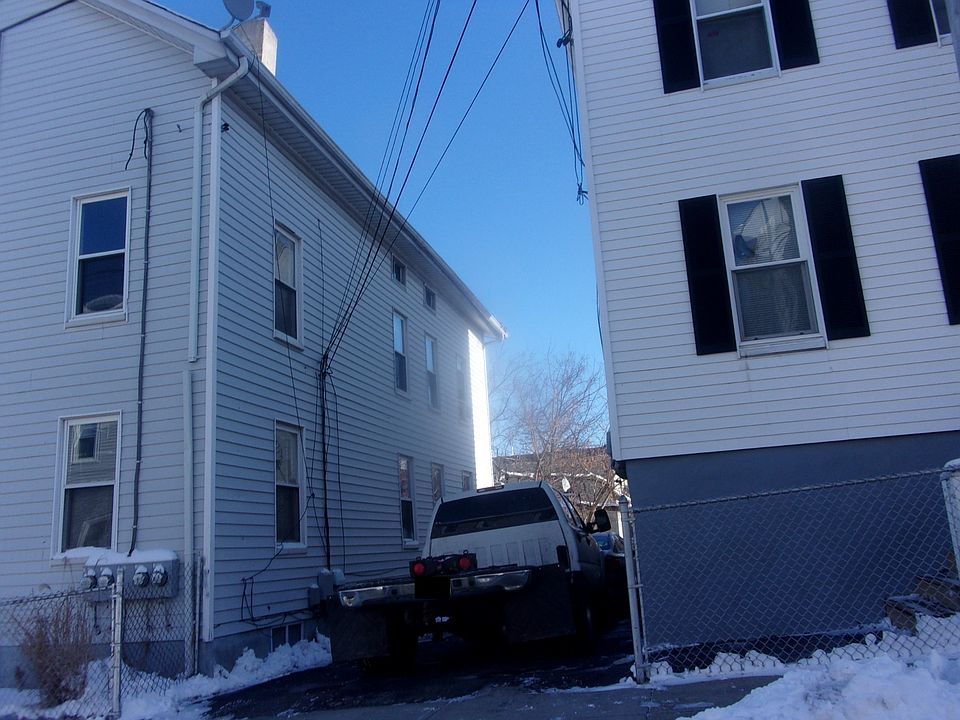 86 John St, Fall River, MA 02721 Zillow