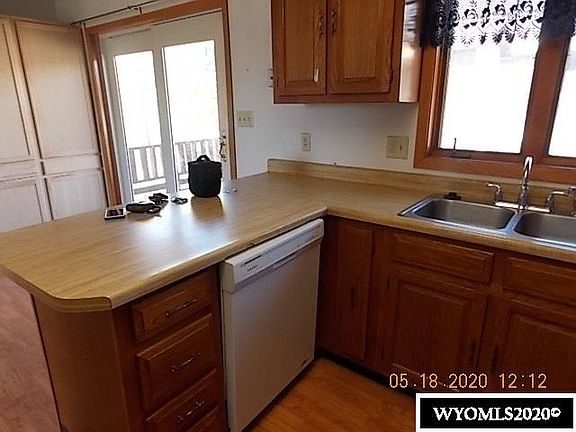 5th image of 1380 Winter View Dr