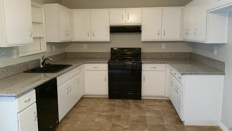 1st image of 37743 Arlington Ct