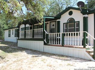 301 Hollow Rdg, La vernia, TX 78121