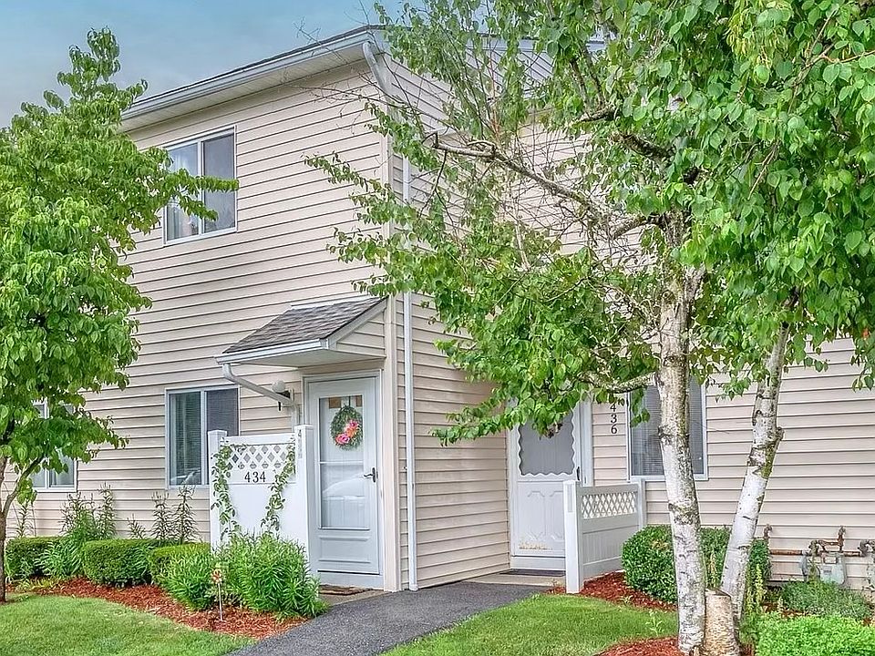 1st image of 434 Gregory Ct #2