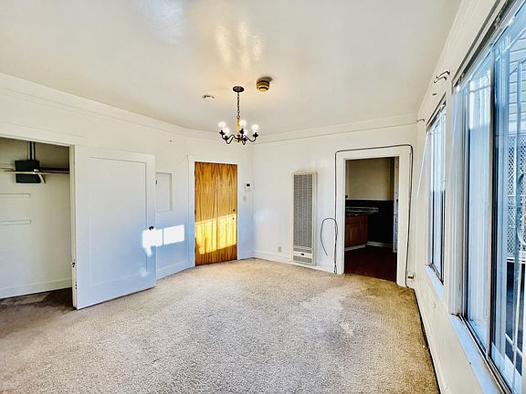 4th image of 10 Florentine Ave #103