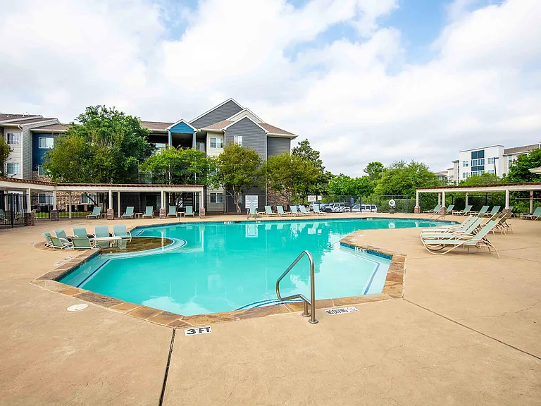 Outpost at Waco - Pricing Per Room — Photo 11