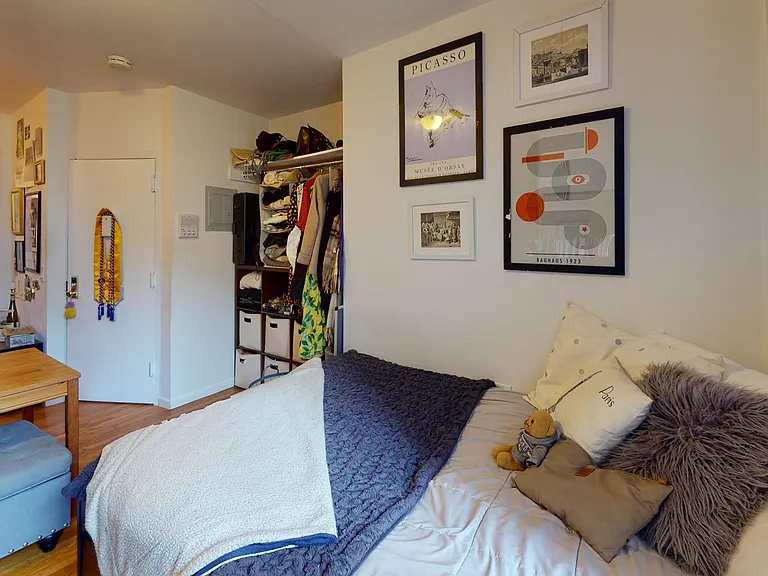 149 1st Ave #1F — Photo 3