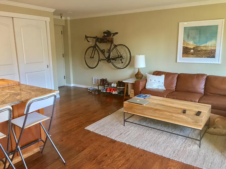 1300 University St #5B — Photo 7