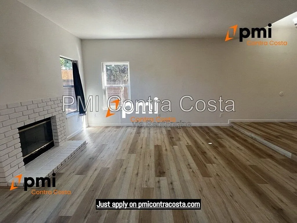 3 bed, 2.5 bath, 1434 sqft, $3,400 — Photo 4
