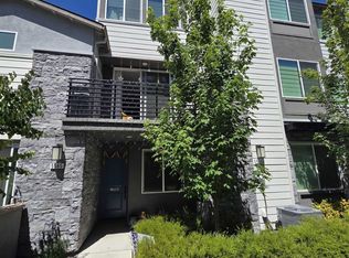 5585 Holly Bay Ave, Dublin, CA 94568