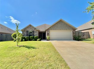 4318 W Murfield Dr, Rogers, AR 72758