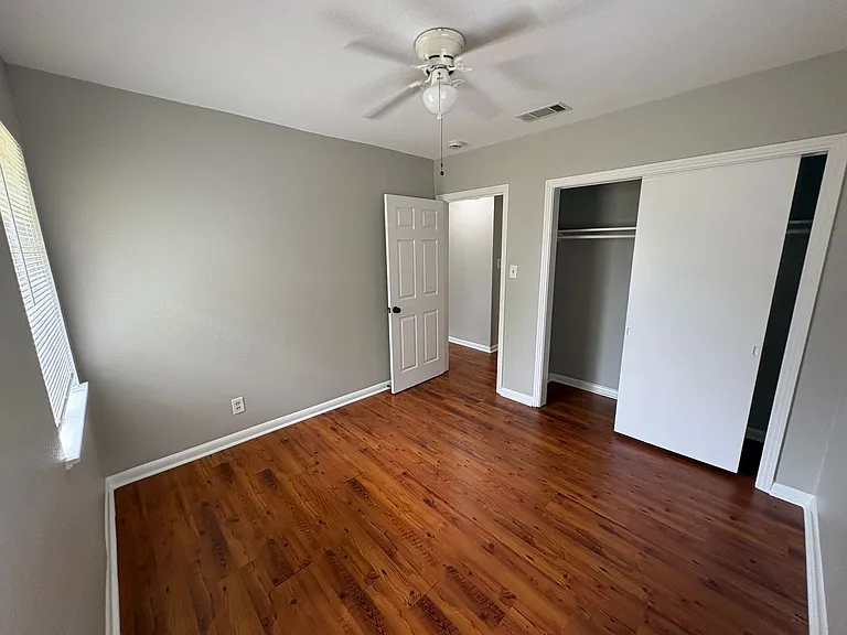 1307 Corona Dr — Photo 22