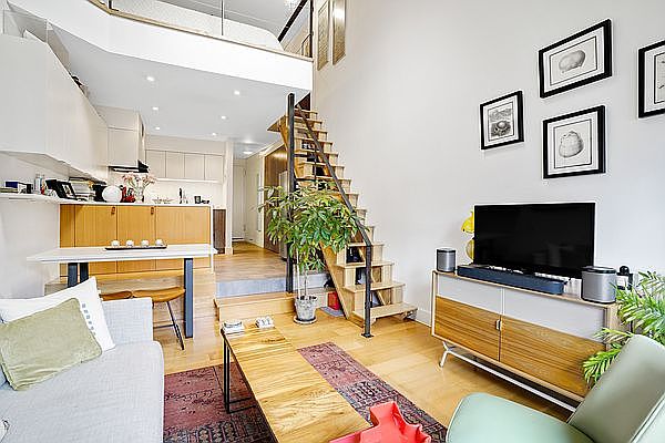 1st image of 211 Thompson St Penthouse K