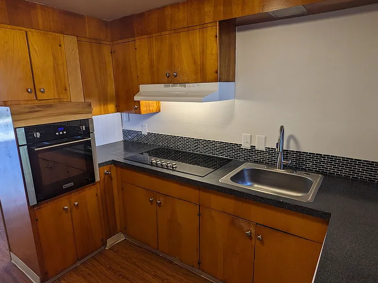 West Slope Apartments — Photo 84