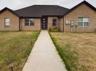 1661 Sunrise Cir, Centerton, AR 72719