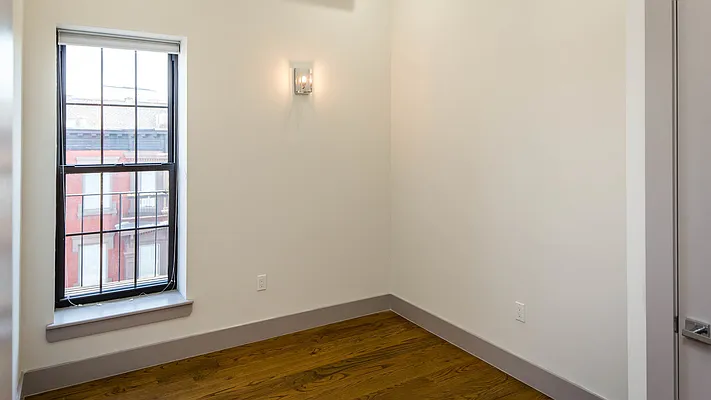 Rented by Nooklyn NYC LLC | media 22