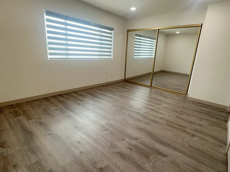 115 W Cypress St #8 — Photo 7