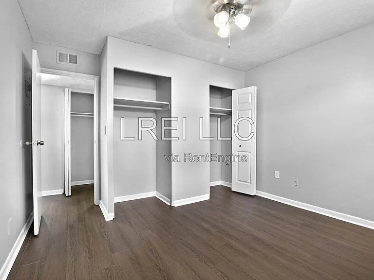 3325 Breckenridge Ln #3 — Photo 9