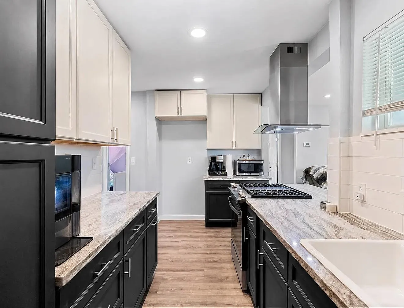 4 bed, 2.0 bath, 1088 sqft, $1,730 — Photo 4