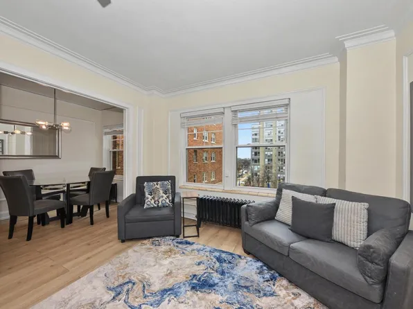 1028 East Juneau AVENUE #430, Milwaukee, WI 53202