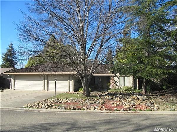 1st image of 4235 Brisbane Cir