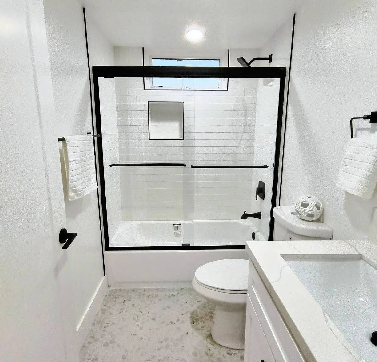 3 bed, 1950 sqft, $750 — Photo 2