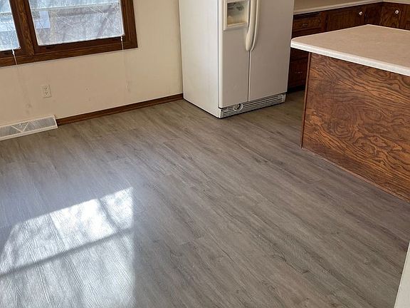 4th image of 2786 Lyman Ln