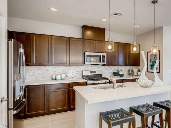 6630 Palm Branch St, North Las Vegas, NV 89086