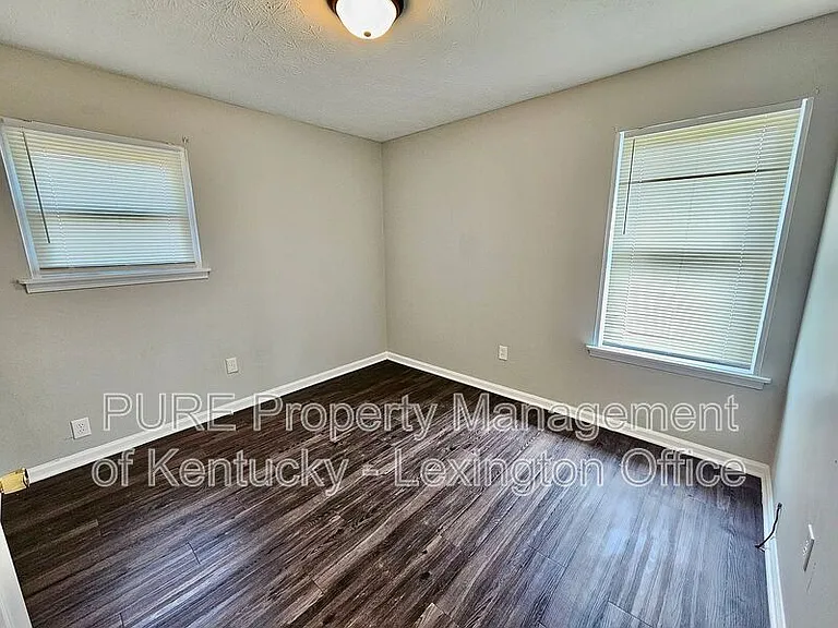 114 Birch Dr — Photo 13