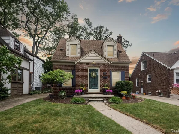 2027 N Highland St, Dearborn, MI 48128
