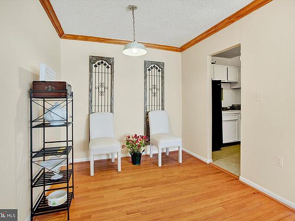 5th image of 3805 Swann Rd APT 304