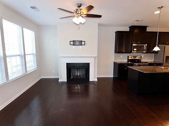 3rd image of 6634 Berewick Commons Pkwy