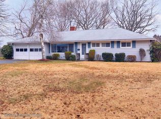 54 Riley Dr, Riverside, RI 02915