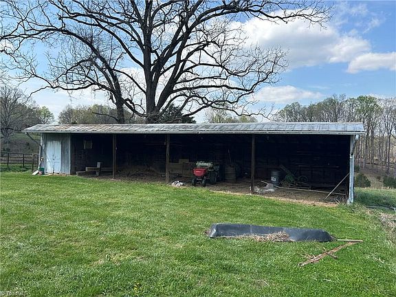 5th image of 3629 Mount Bethel Church Rd