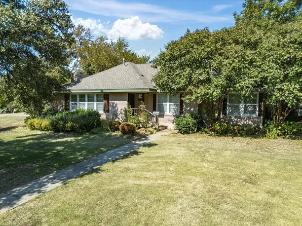 6748 Fortune Rd, Fort Worth, TX 76116