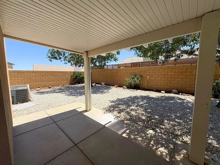 13085 Camden Ln — Photo 15
