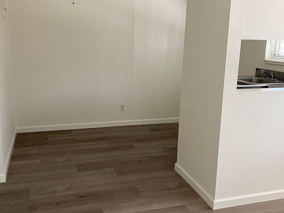 3rd image of 1868 Lincoln Ave #2