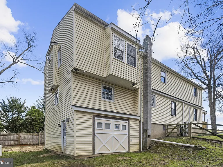 9432 Lyons Mill Rd #2 — Photo 15