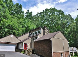 2441 Swamp Rd, Dallastown, PA 17313
